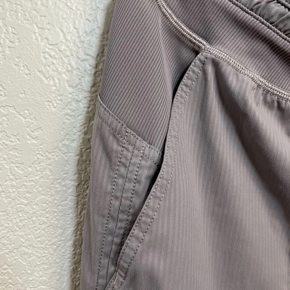 Lululemon Gray Dance Studio Crop Pants - Picture 8 of 11